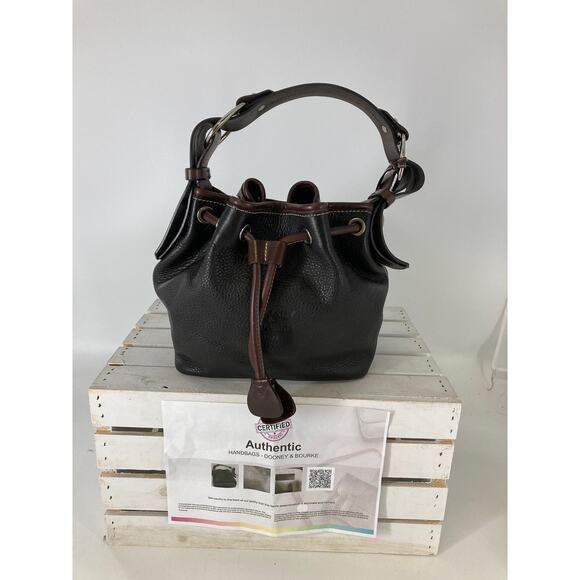 DOONEY & BOURKE LARGE BLACK LEATHER DRAWSTRING SHOULDER BAG - Picture 1 of 16